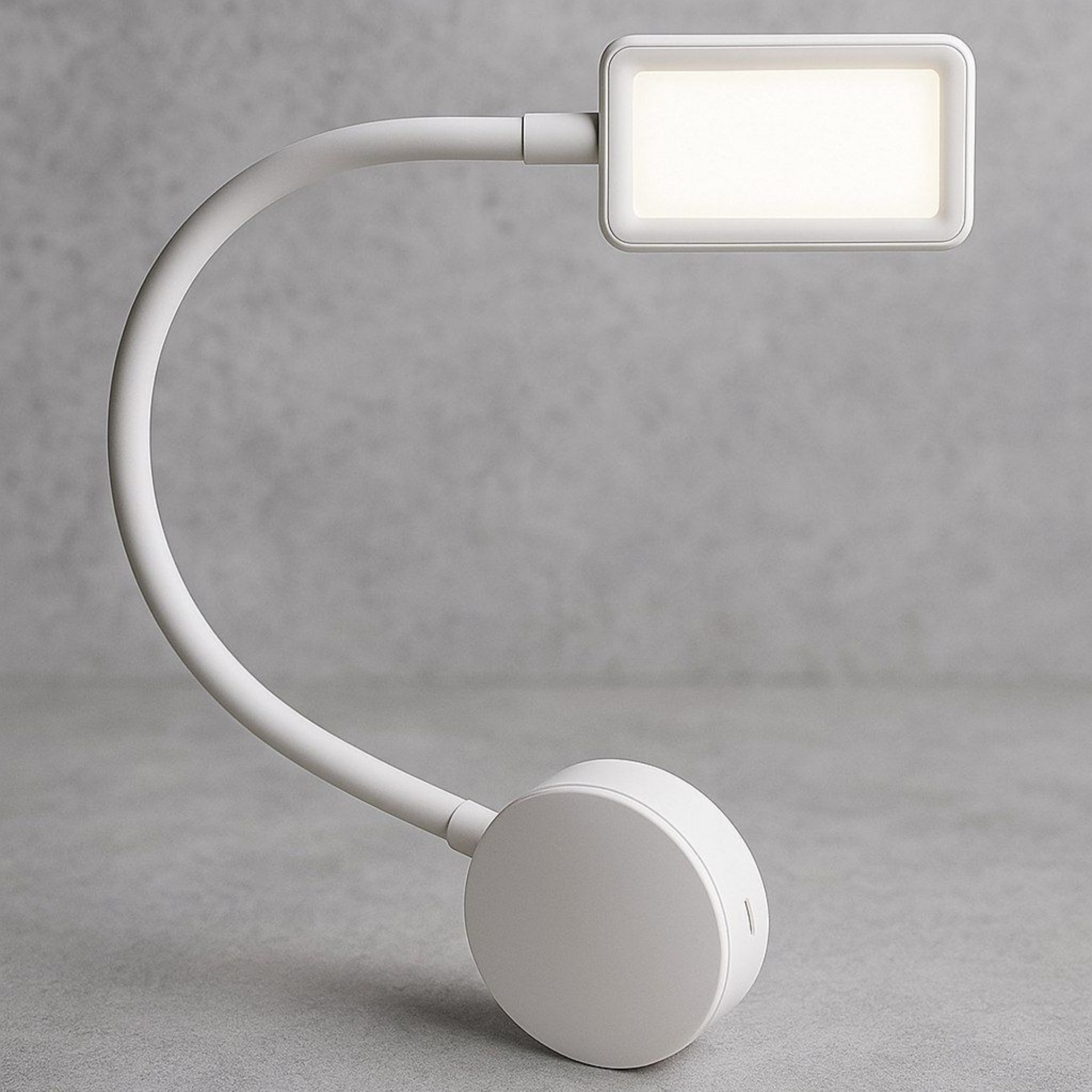 Светильники и электрооборудование